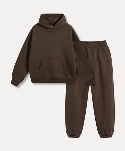 CLASSIC COZY SWEATSUIT