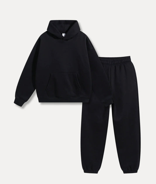 CLASSIC COZY SWEATSUIT