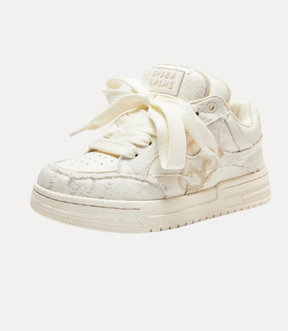 PATCH LOW SNEAKER