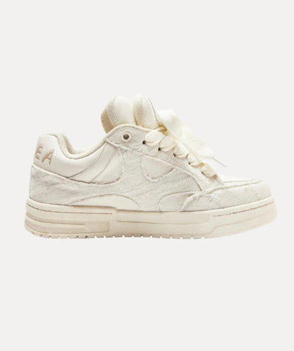 PATCH LOW SNEAKER