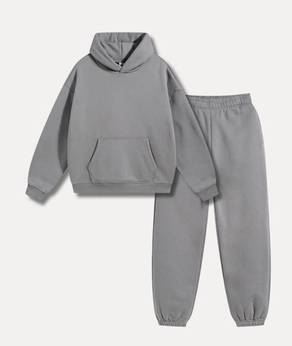 CLASSIC COZY SWEATSUIT