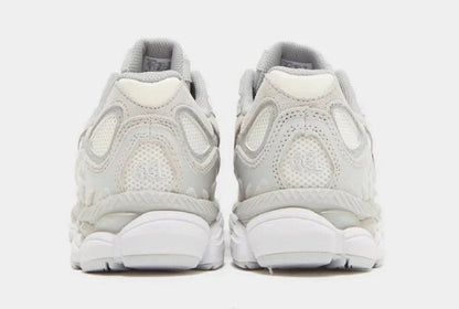 VIRAL GEL SNEAKER